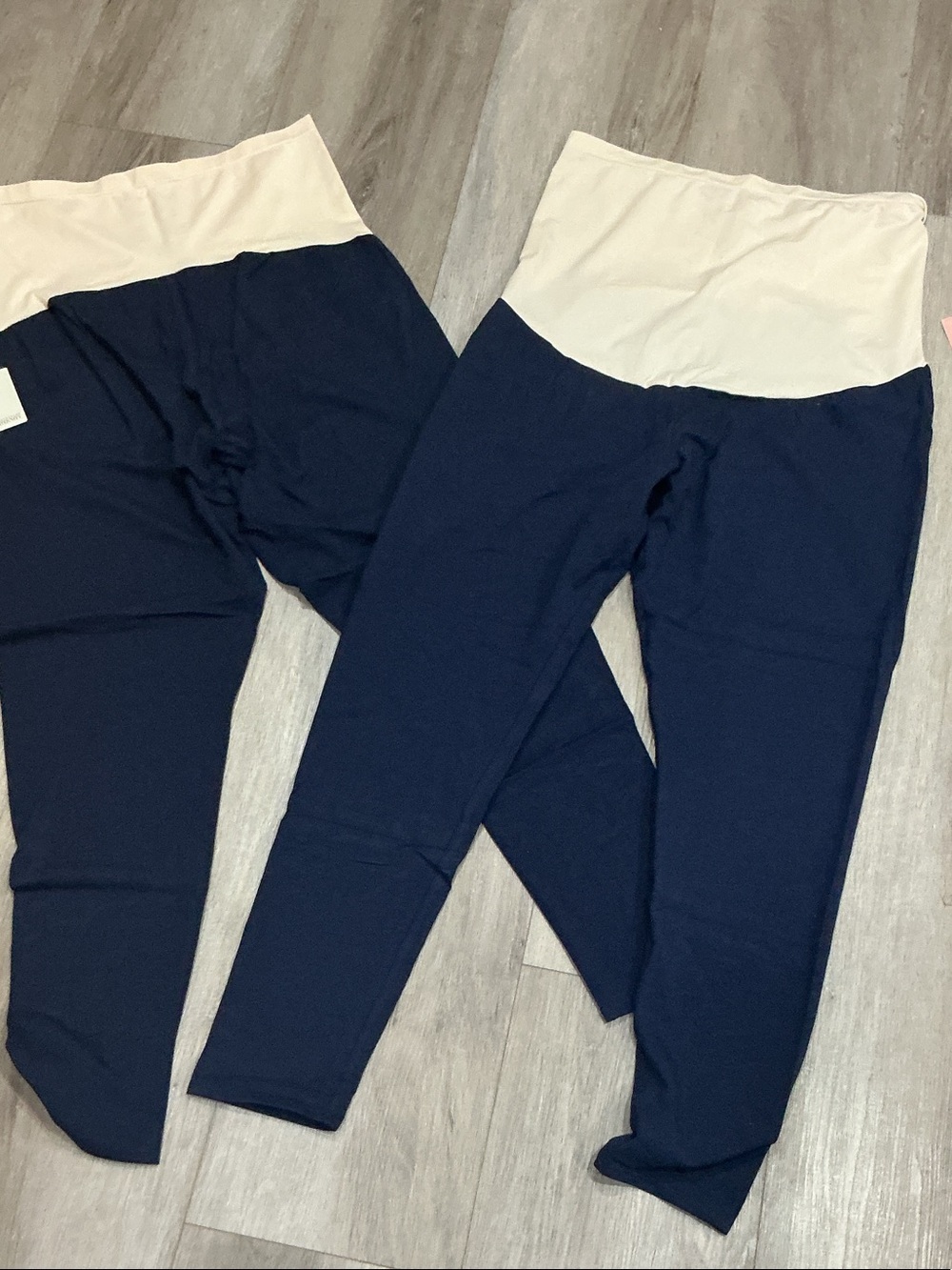 Bundle)Destination Maternity Navy and Cream Stretch Maternity Leggings